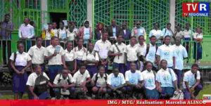Gabon Environnement sensibilise les élèves du Lycée Léon MBA sur le projet Eco Track Plastique